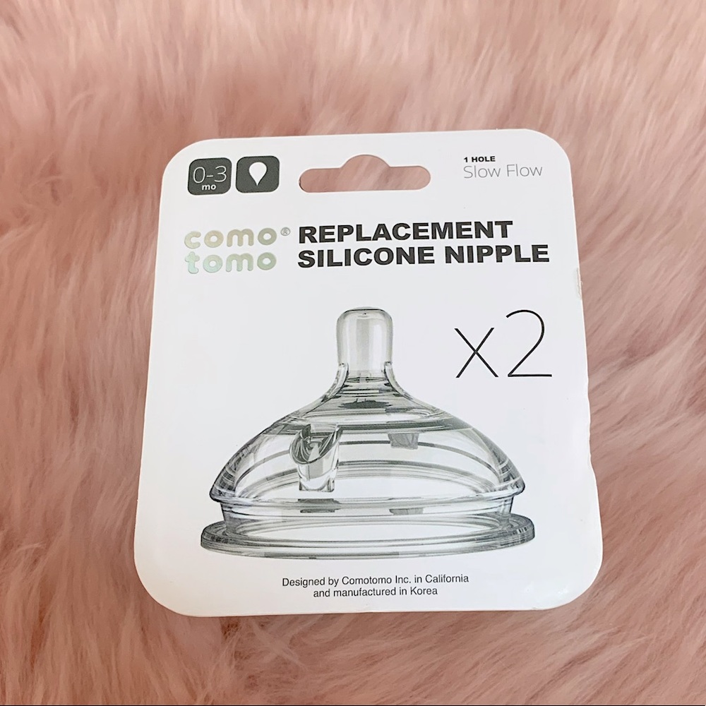 Comotomo Replacement Silicone Nipples - Slow Flow 1 Hole - Brand New & Unopened